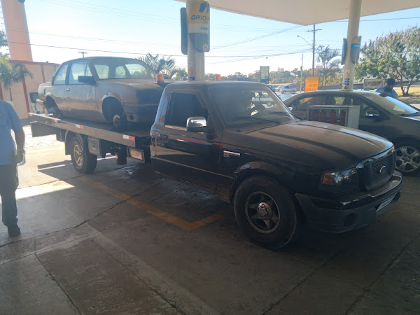 Foto 2 Tiago Guinchos 24 Horas - Leves e Pesados e Borracharia