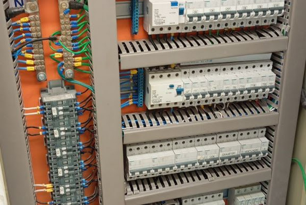 Foto 1 Ramalho services &Refrigeração e elétrica Foto 1 Ramalho services &Refrigeração e elétrica