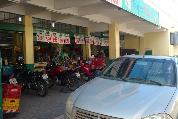 Foto 0 Supermercado Pioneiro Loja Três