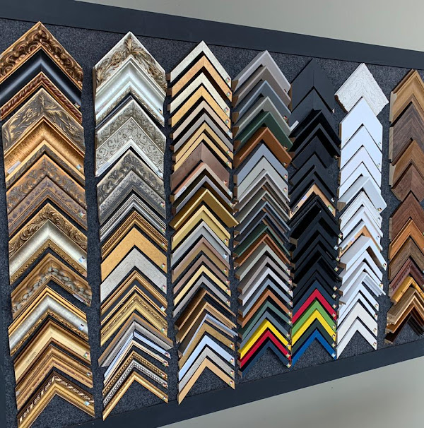 Foto 2 Ornato Molduras Decorações