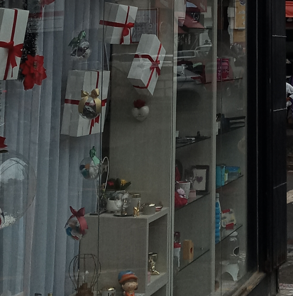 Foto 1 Emporium Presentes Criativos Foto 1 Emporium Presentes Criativos